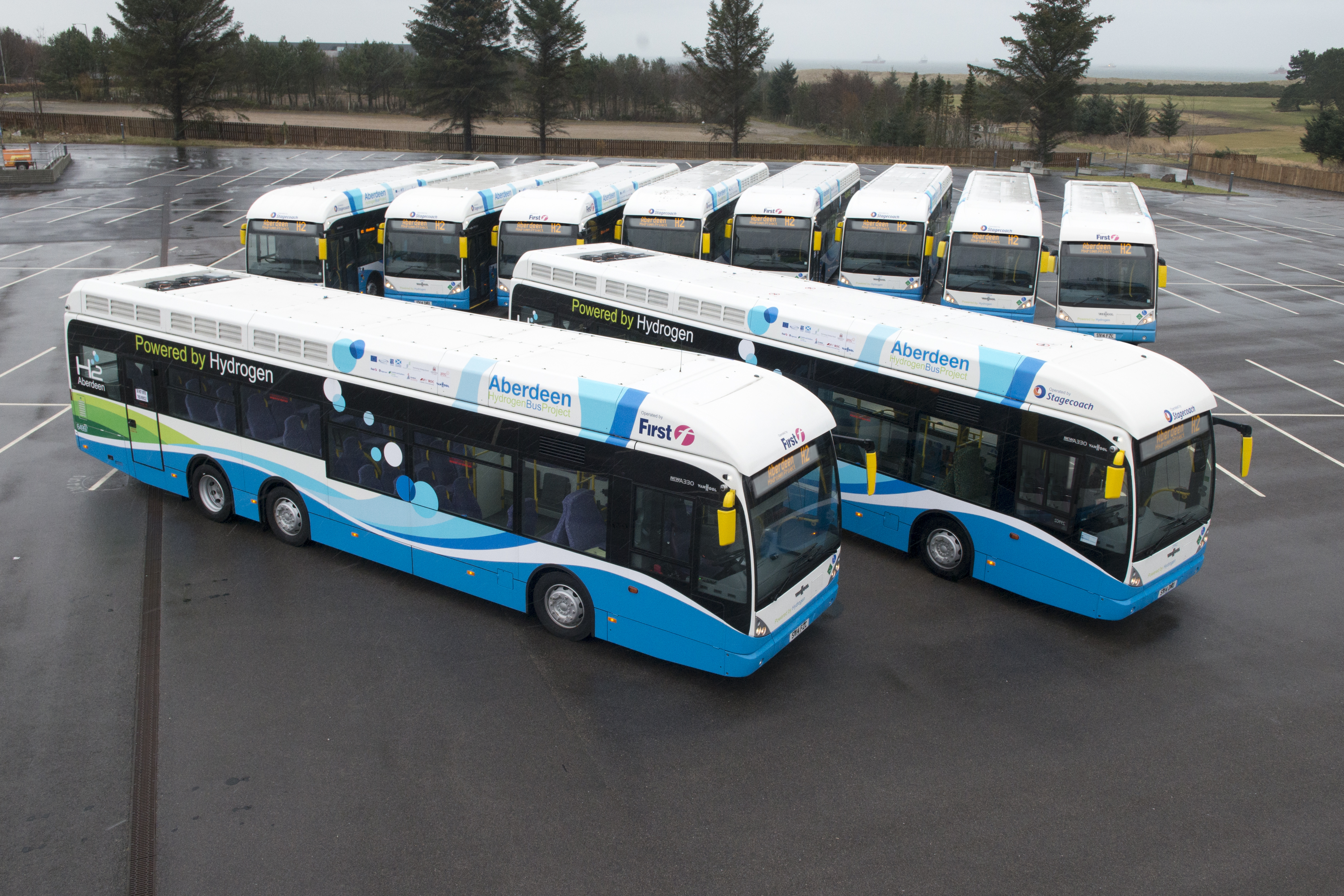 10 bus photo